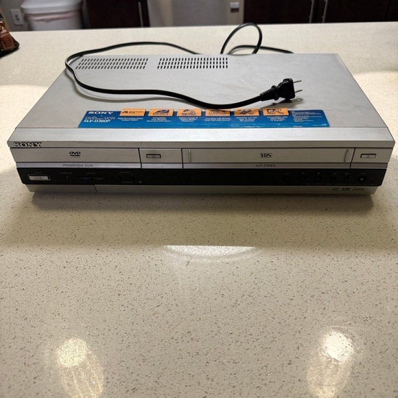 USED FOR PARTS Sony SLV-D360P DVD/VCR Combo DVD Player VHS Player/Recorder - Picture 1 of 2